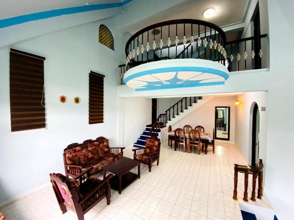 우티 Bob Leisure'S B&B 외부 사진